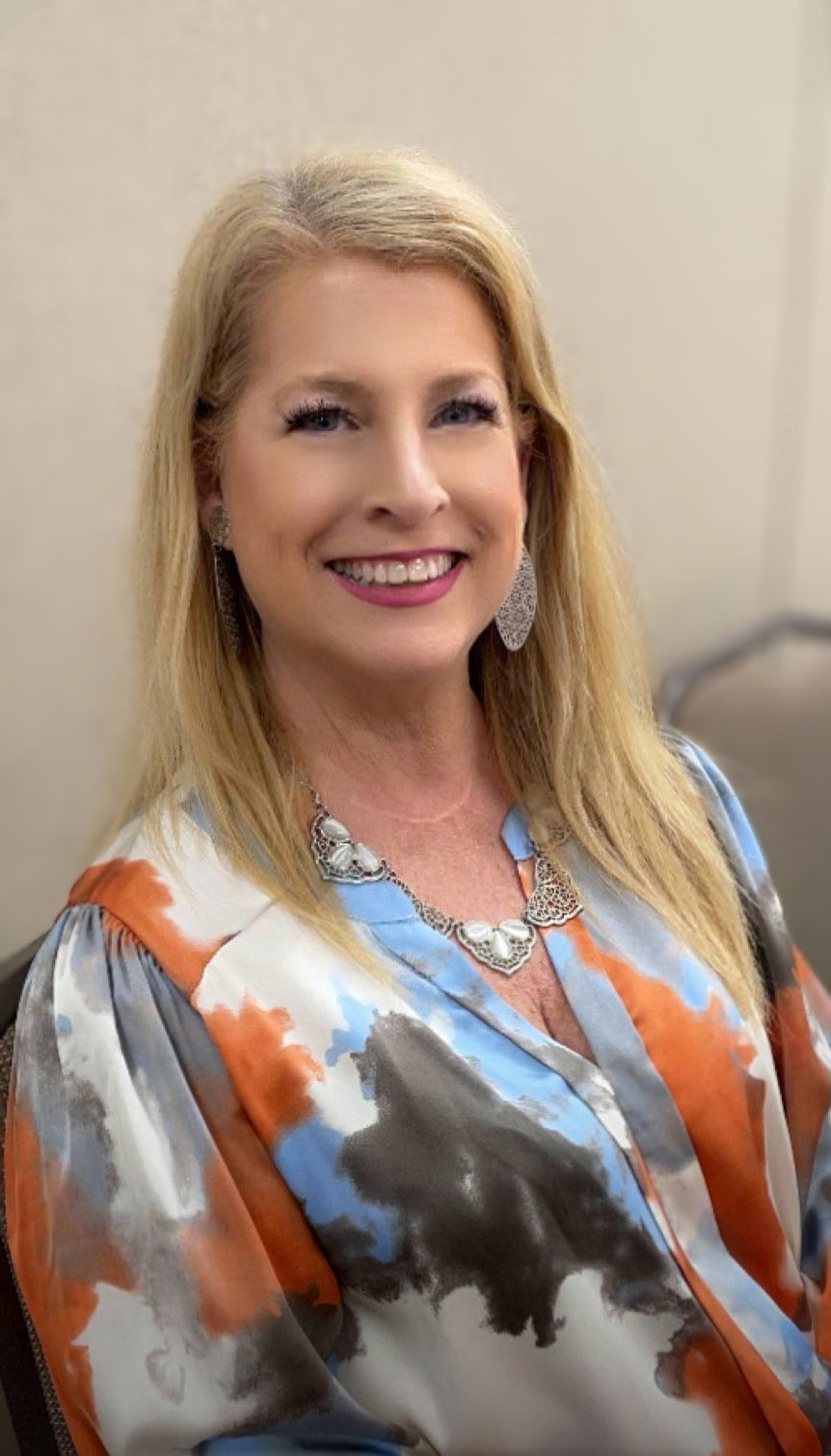 Gina Grant, Broker
